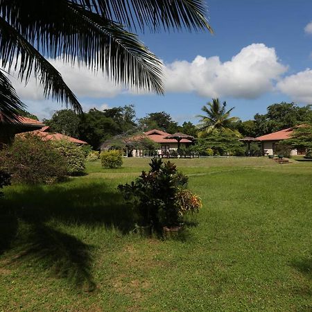 Hibiscus Garden Hotel Tissamaharama Esterno foto